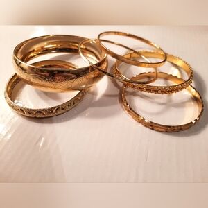 Elegant Gold Plated Banfles